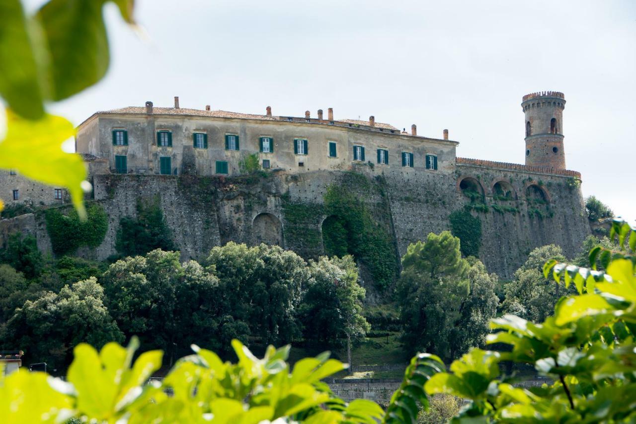 Castello Di Caccuri Suites Eksteriør billede