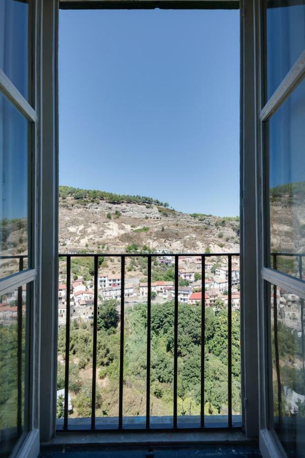 Castello Di Caccuri Suites Eksteriør billede